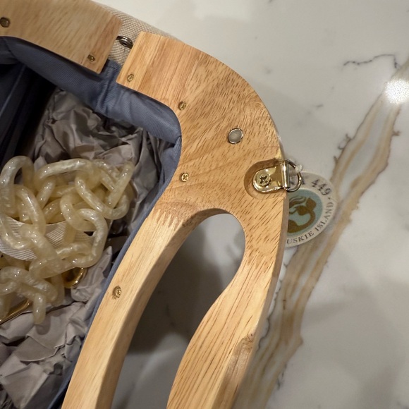 Spartina 449 Daufuskie Island Wooden Magnetic Clutch - Picture 7 of 8